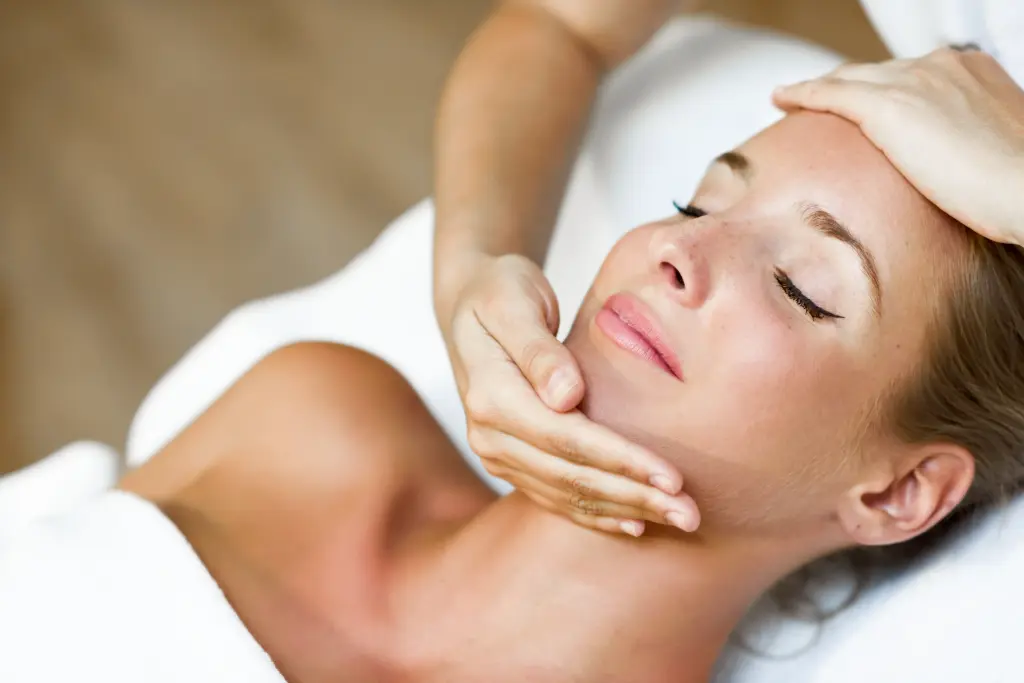 Customized Facial- Catalonia Ramblas