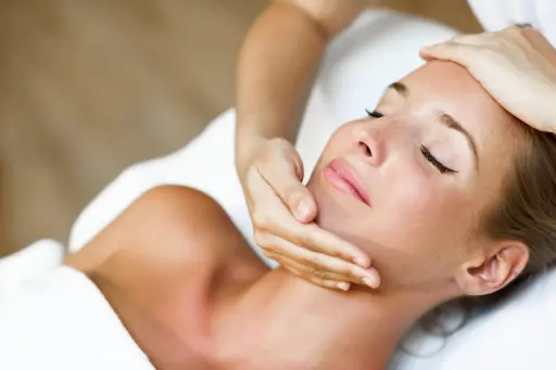 [RAMBLAS] Customized Facial- Catalonia Ramblas